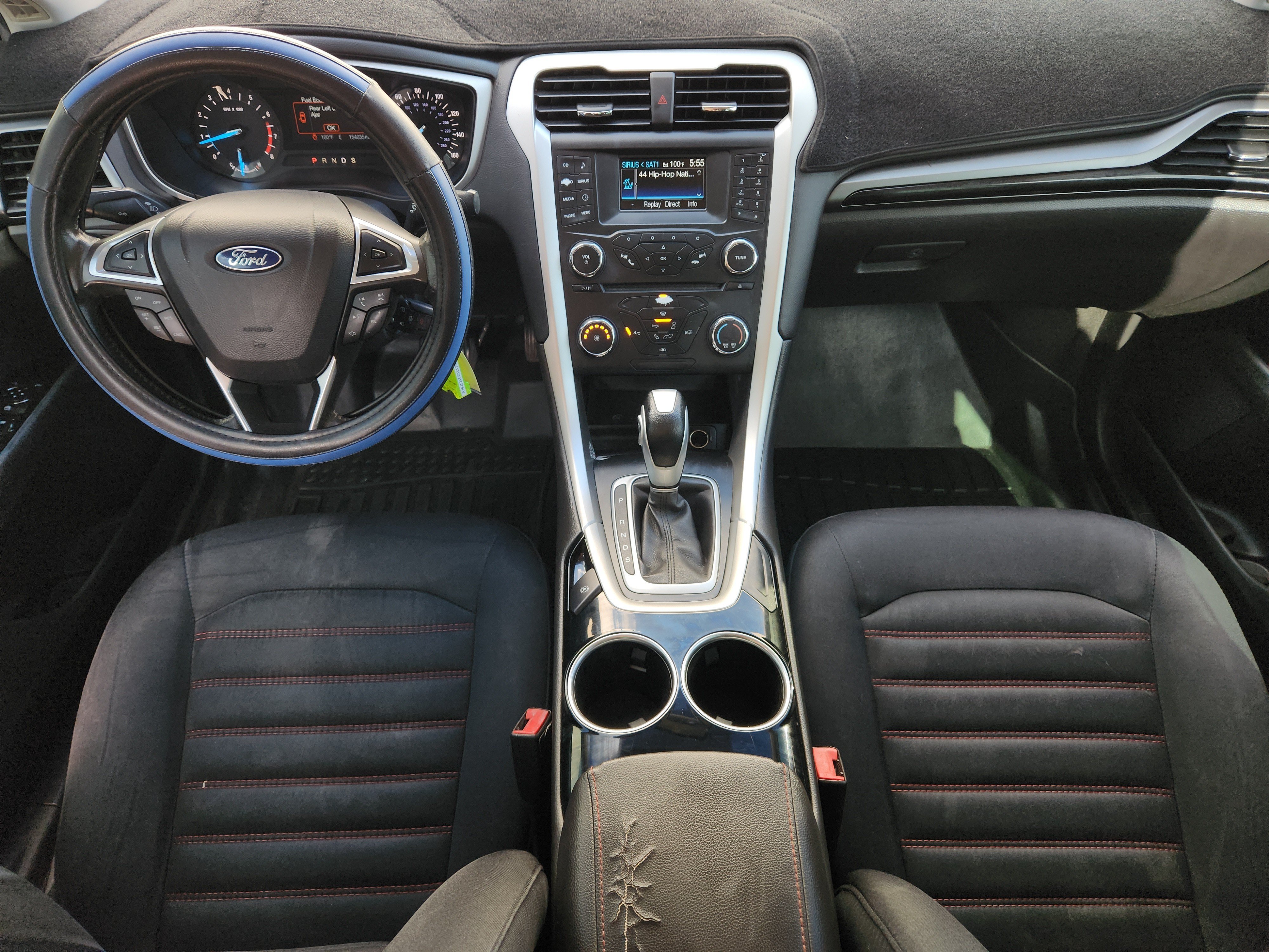 Used 2013 Tuxedo Black Metallic Ford SE image 24