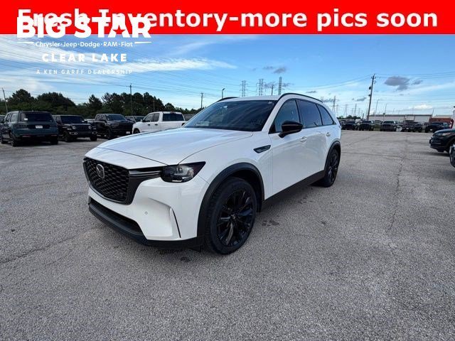 2025 Mazda CX-90's photo
