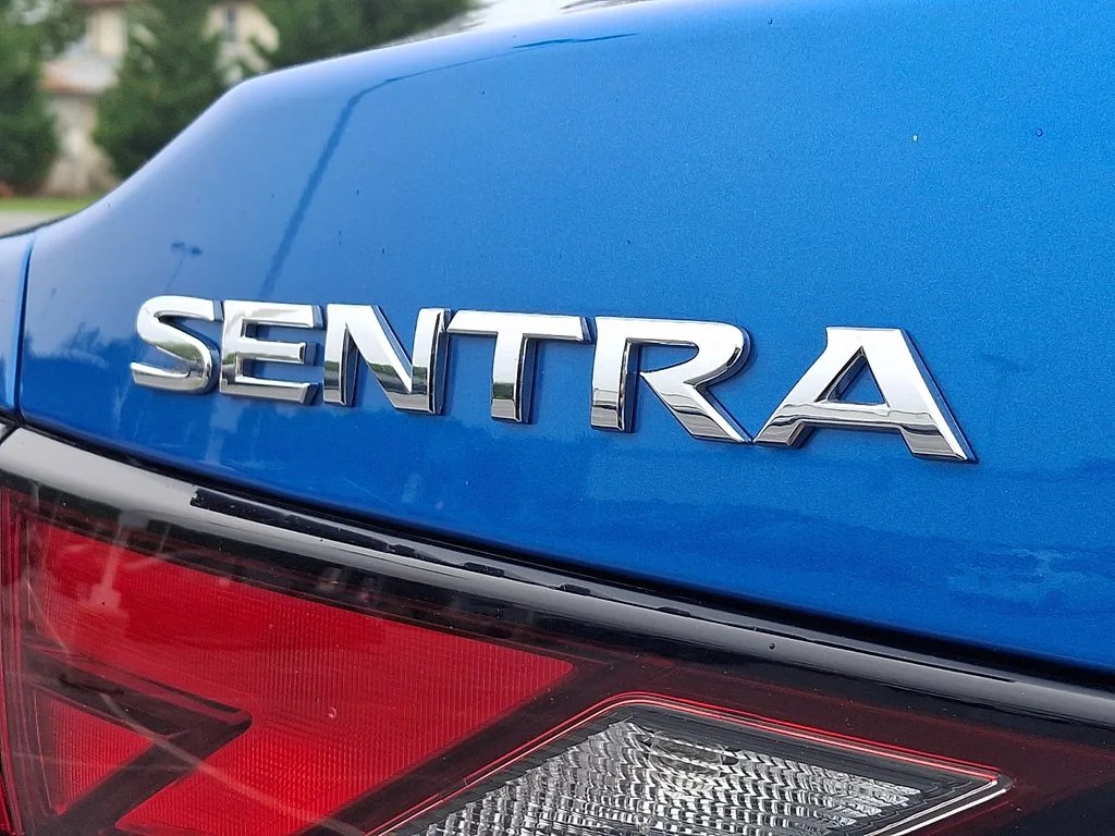 Used 2023 Blue Nissan SV image 30