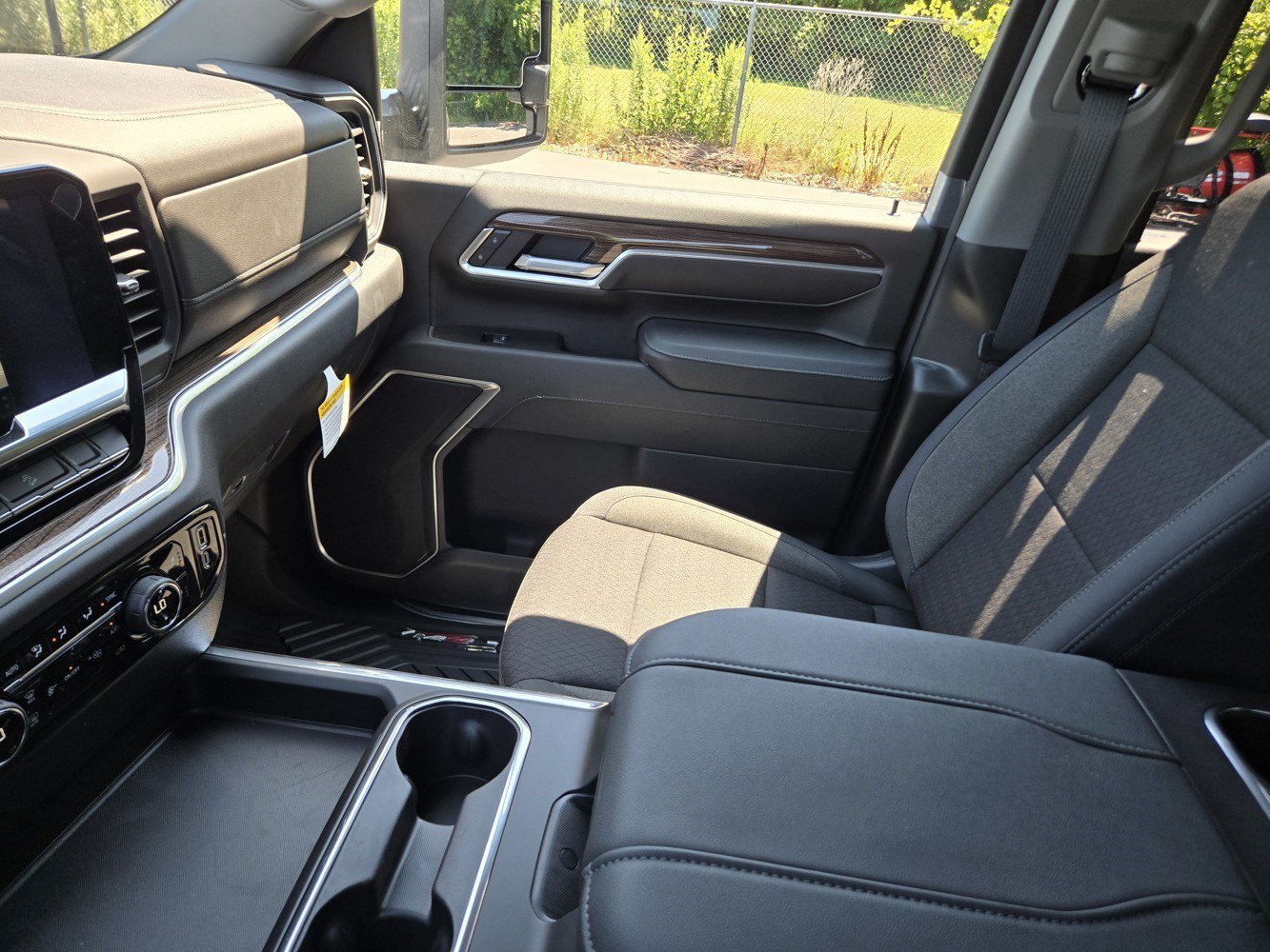 2026 Chevrolet Silverado 2500 HD LT - Photo 8