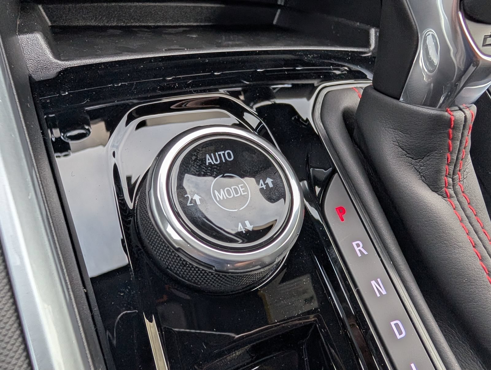 2026 Chevrolet Colorado Z71 - Photo 18