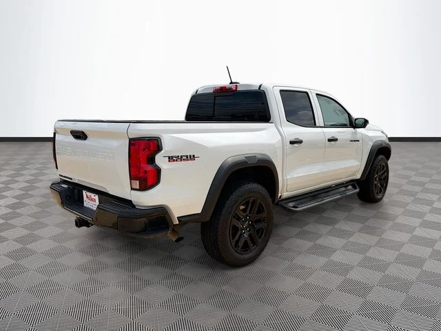 Used 2025 White Chevrolet Trail Boss image 7