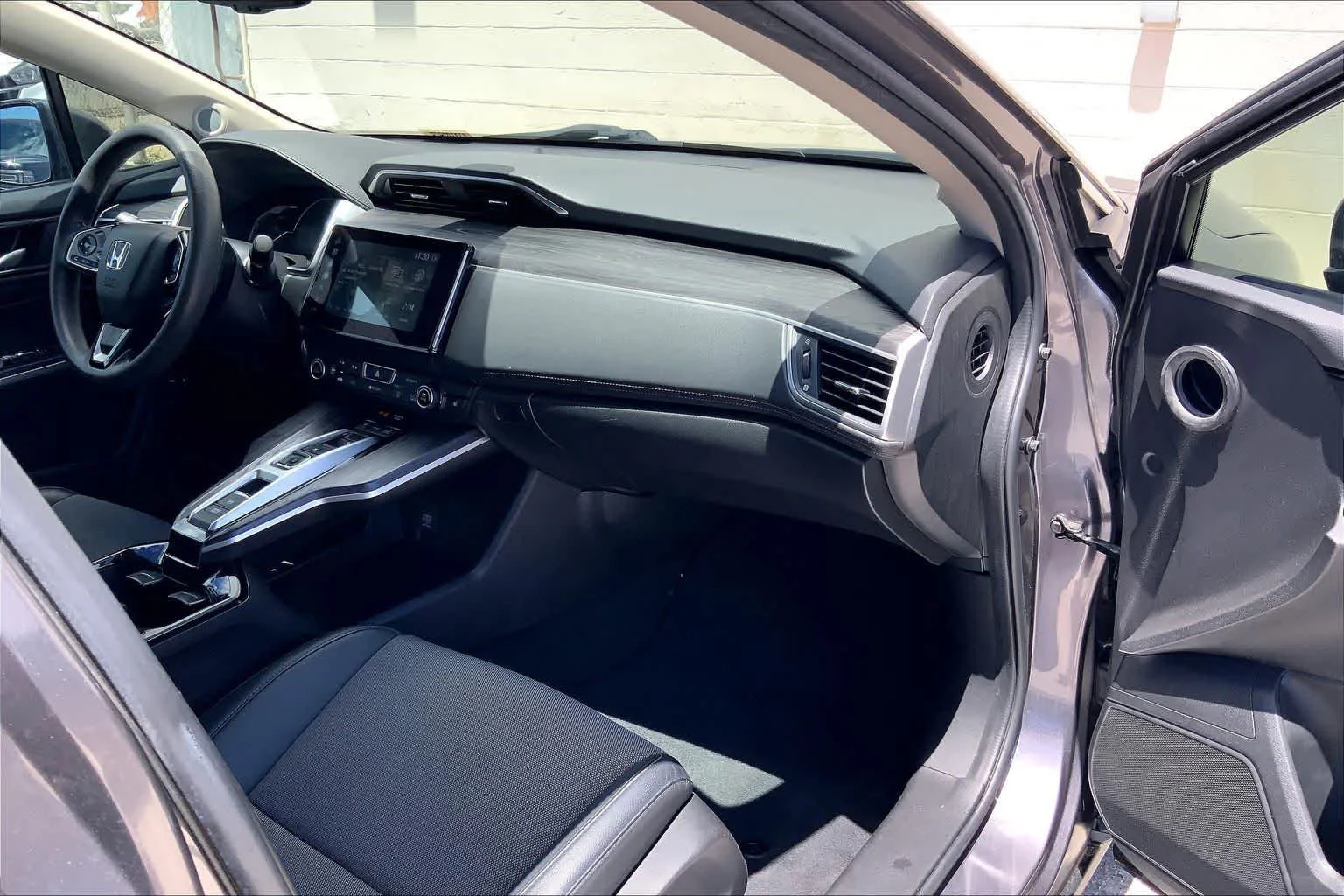 Used 2018 Gray/gray Honda NA image 23