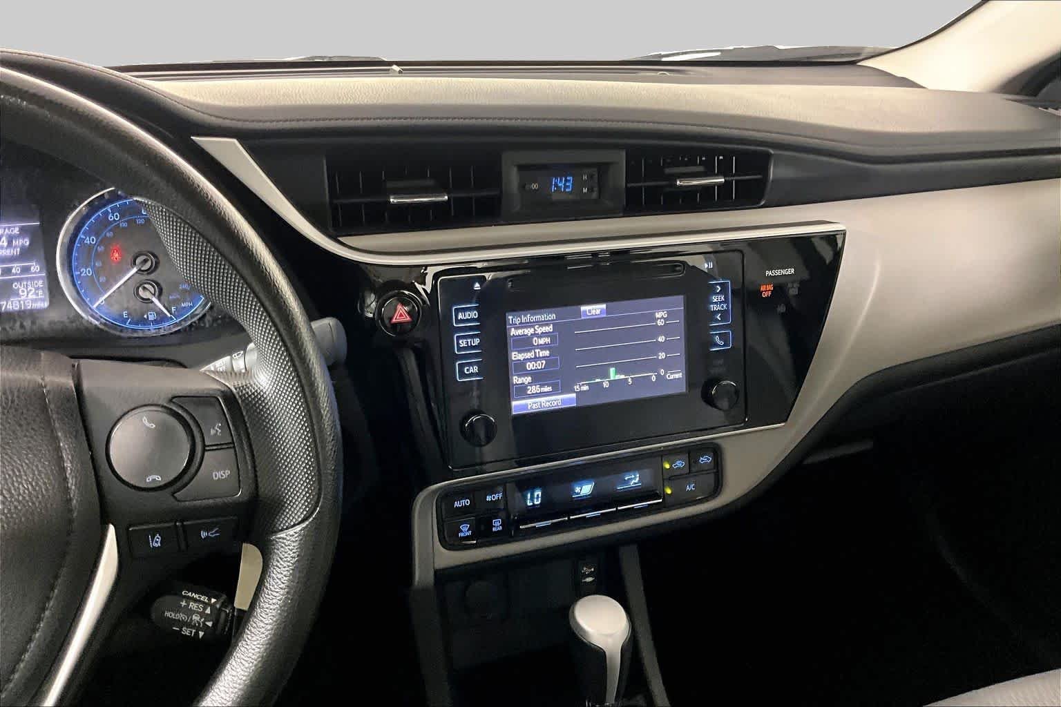 Used 2017 Classic Silver Metallic Toyota L image 7