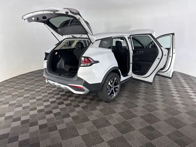 Used 2023 White Kia EX image 17