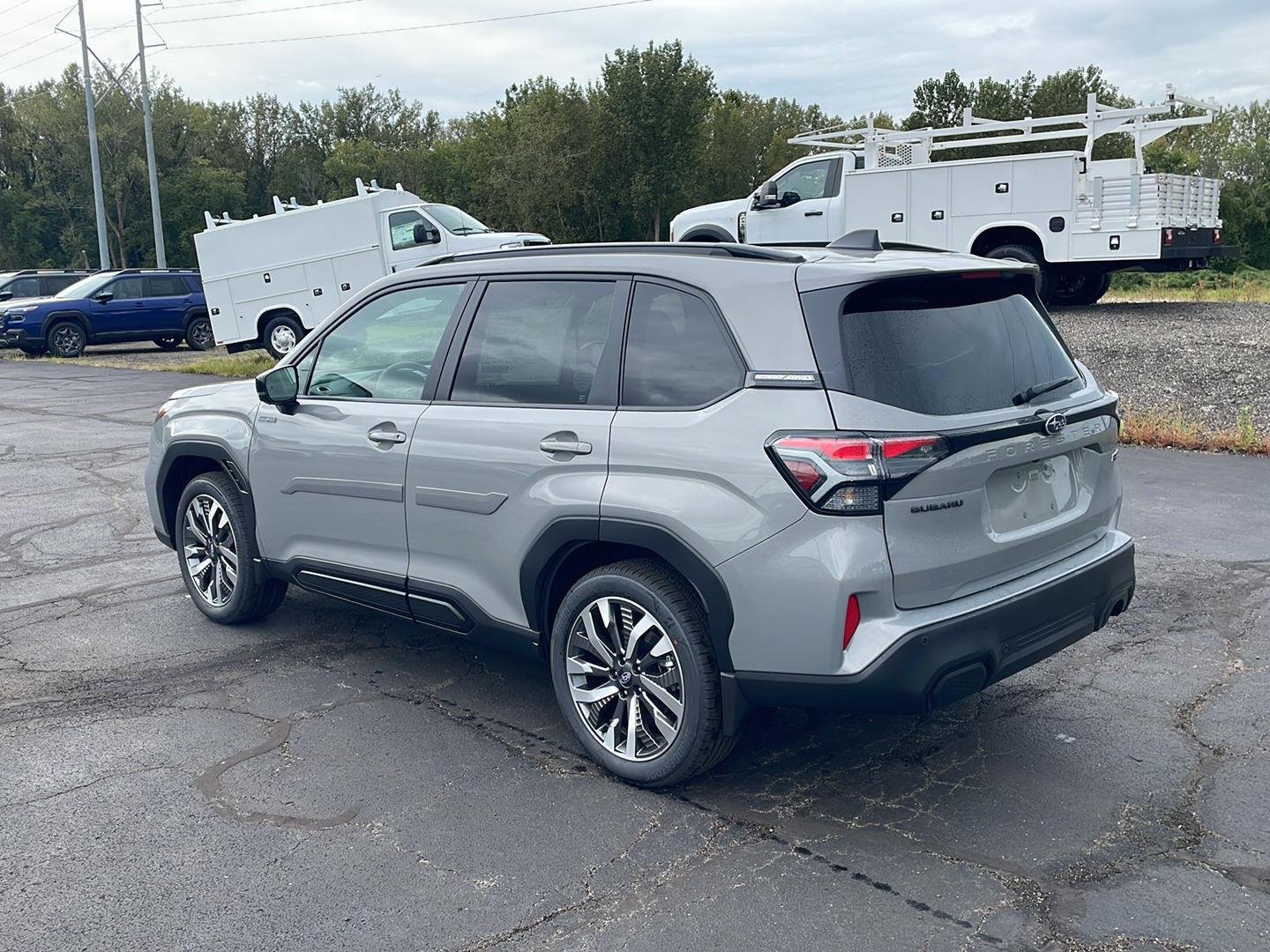 New 2026 RIVER ROCK PEARL Subaru Touring Hybrid image 3