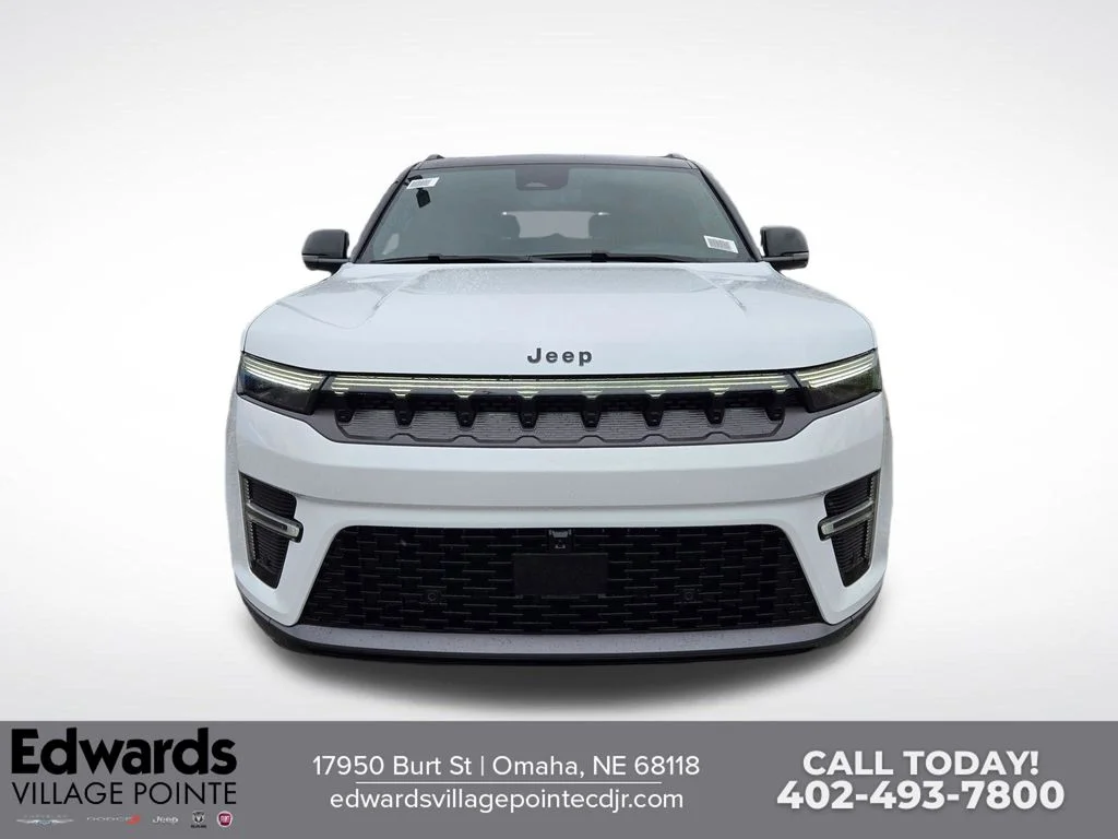 New 2026 Bright White Clear-Coat Exterior Paint Jeep Summit Reserve image 8