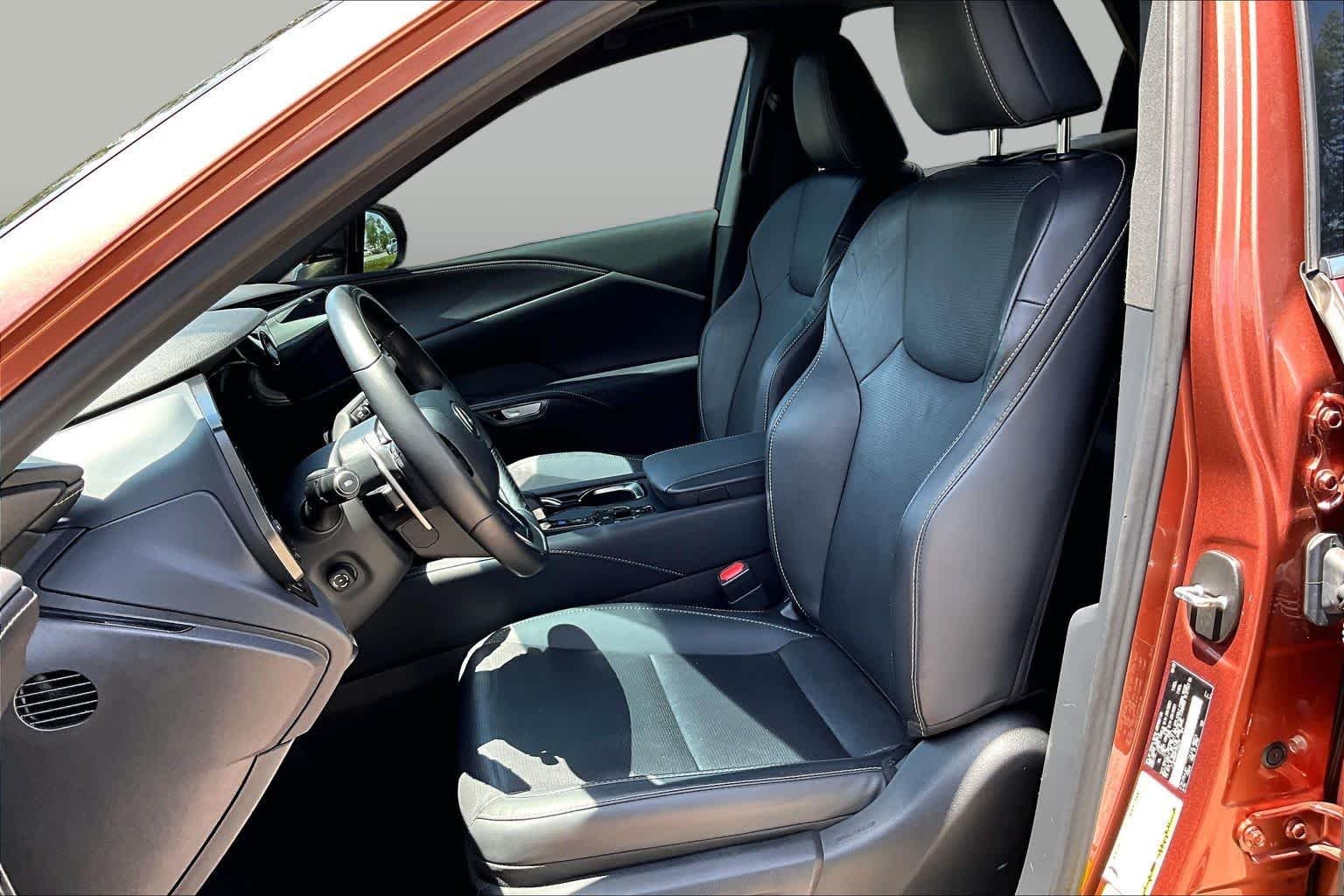 Used 2023 Copper Crest Lexus Premium Plus image 8