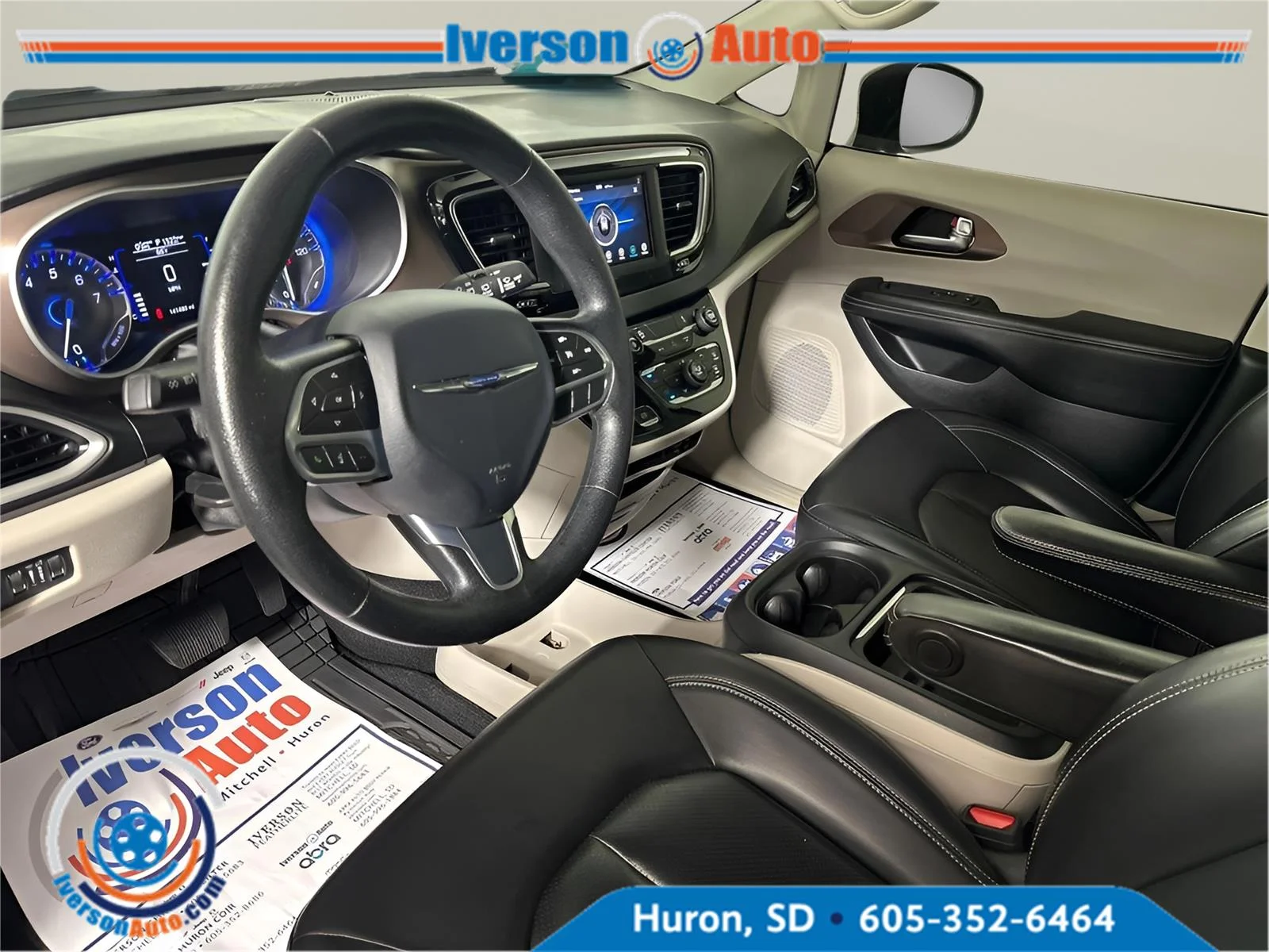 Used 2020 Brilliant Black Crystal Pearlcoat Chrysler LXI image 21