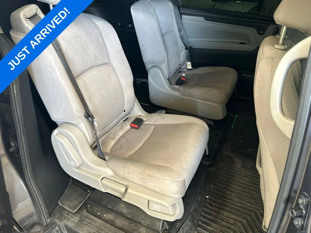 Used 2018  Honda LX image 6