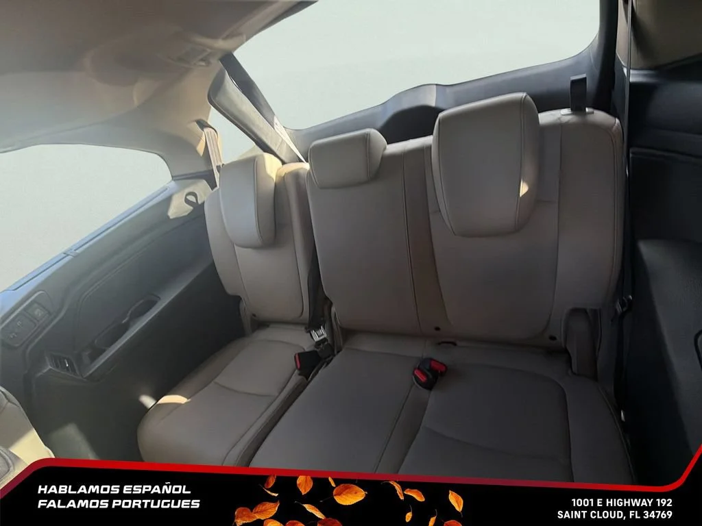 Used 2023 Red Honda Touring image 27
