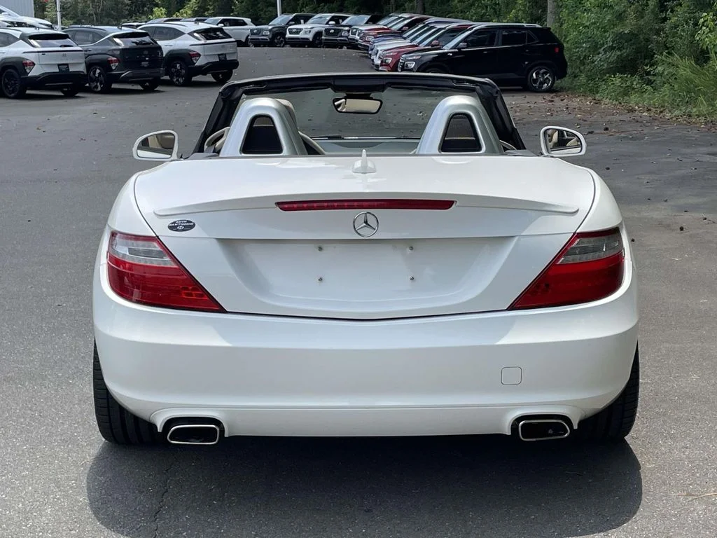 Used 2015 White Mercedes-Benz SLK 250 image 9