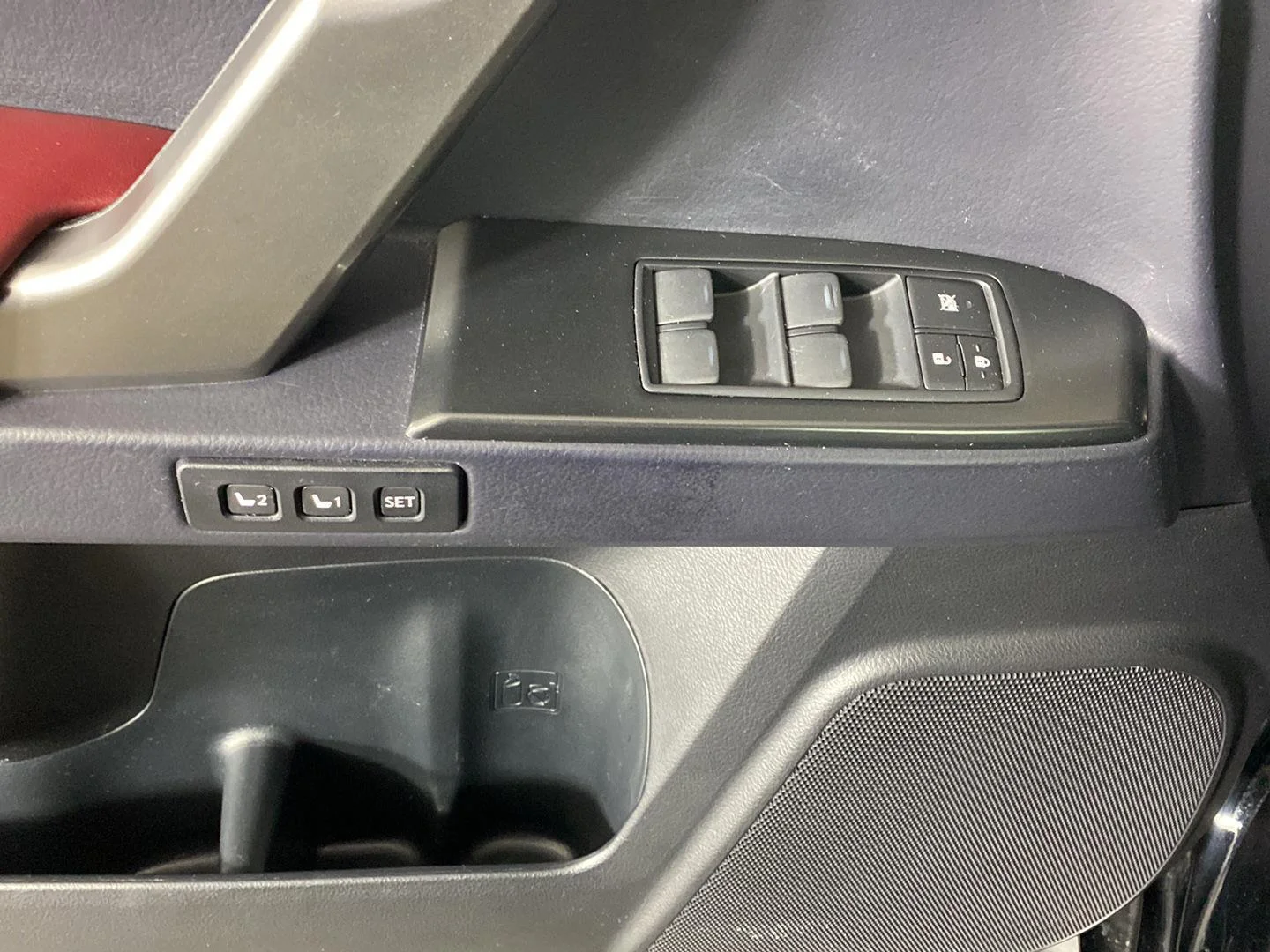Used 2022 Black Onyx Lexus GX 460 Premium image 16
