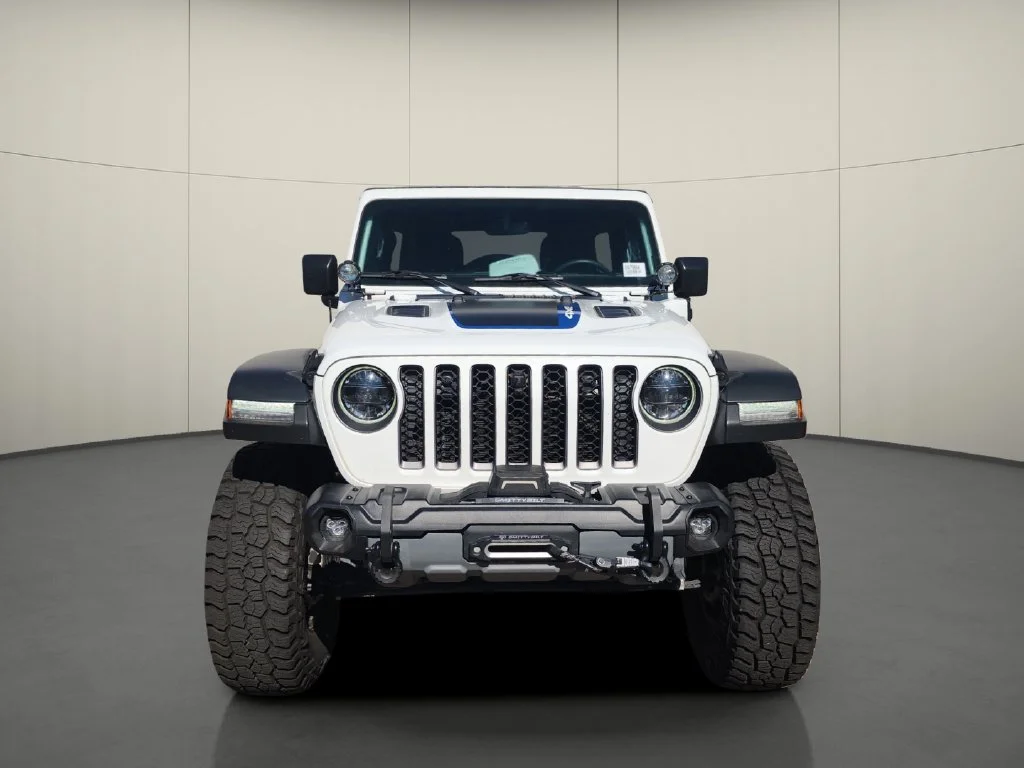 Used 2023 White Jeep Rubicon 4xe image 2