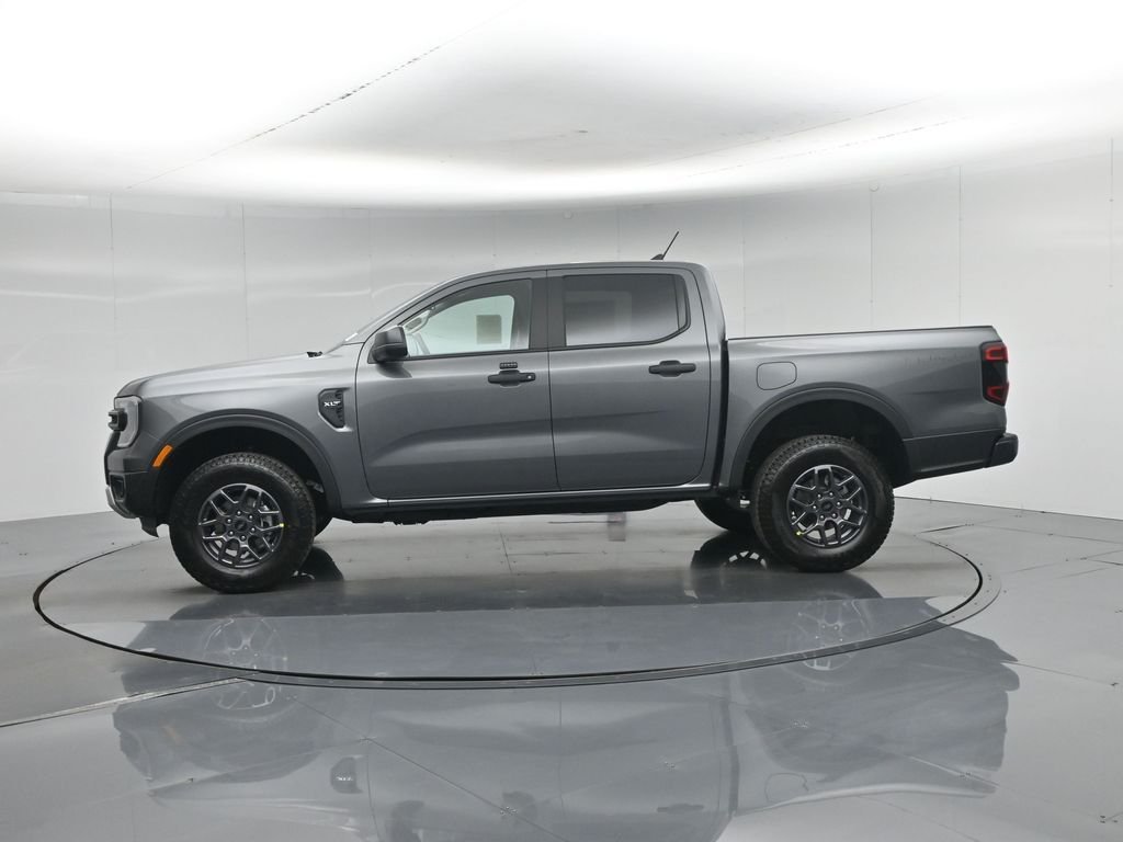 New 2026 Carbonized Gray Metallic Ford XLT image 26