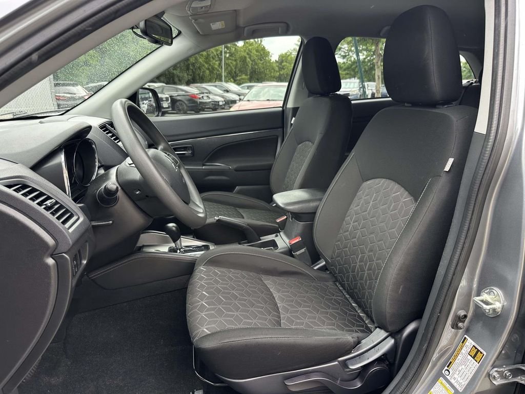 2024 Mitsubishi Outlander Sport ES - Photo 14