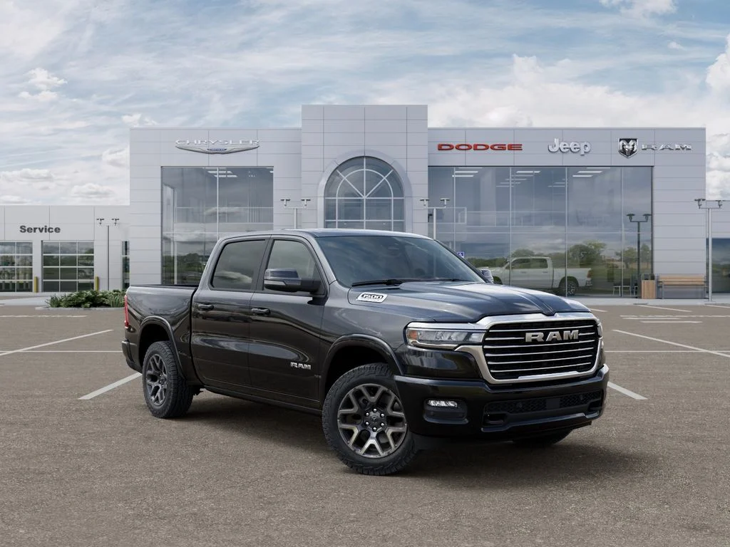 New 2026 Diamond Black Crystal Pearl-Coat Exterior Paint RAM Laramie image 5