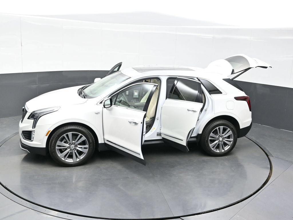New 2026 Crystal White Tricoat Cadillac Premium Luxury image 37