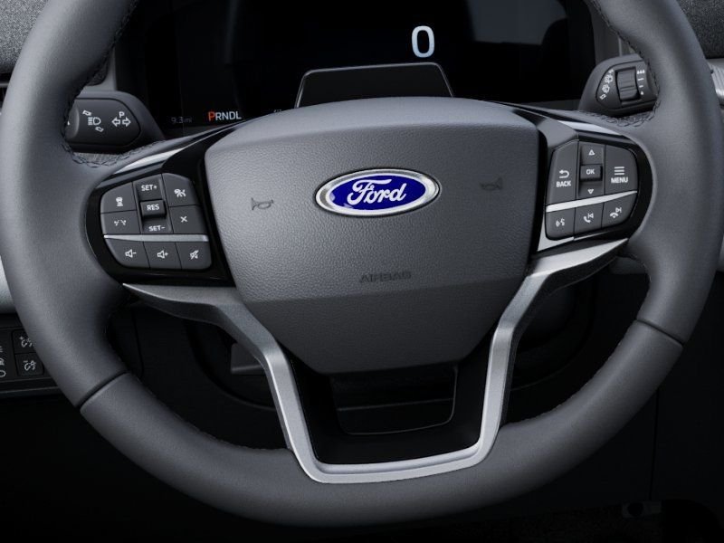 New 2027 Ruby Red Metallic Tinted Clearcoat Ford Platinum image 12