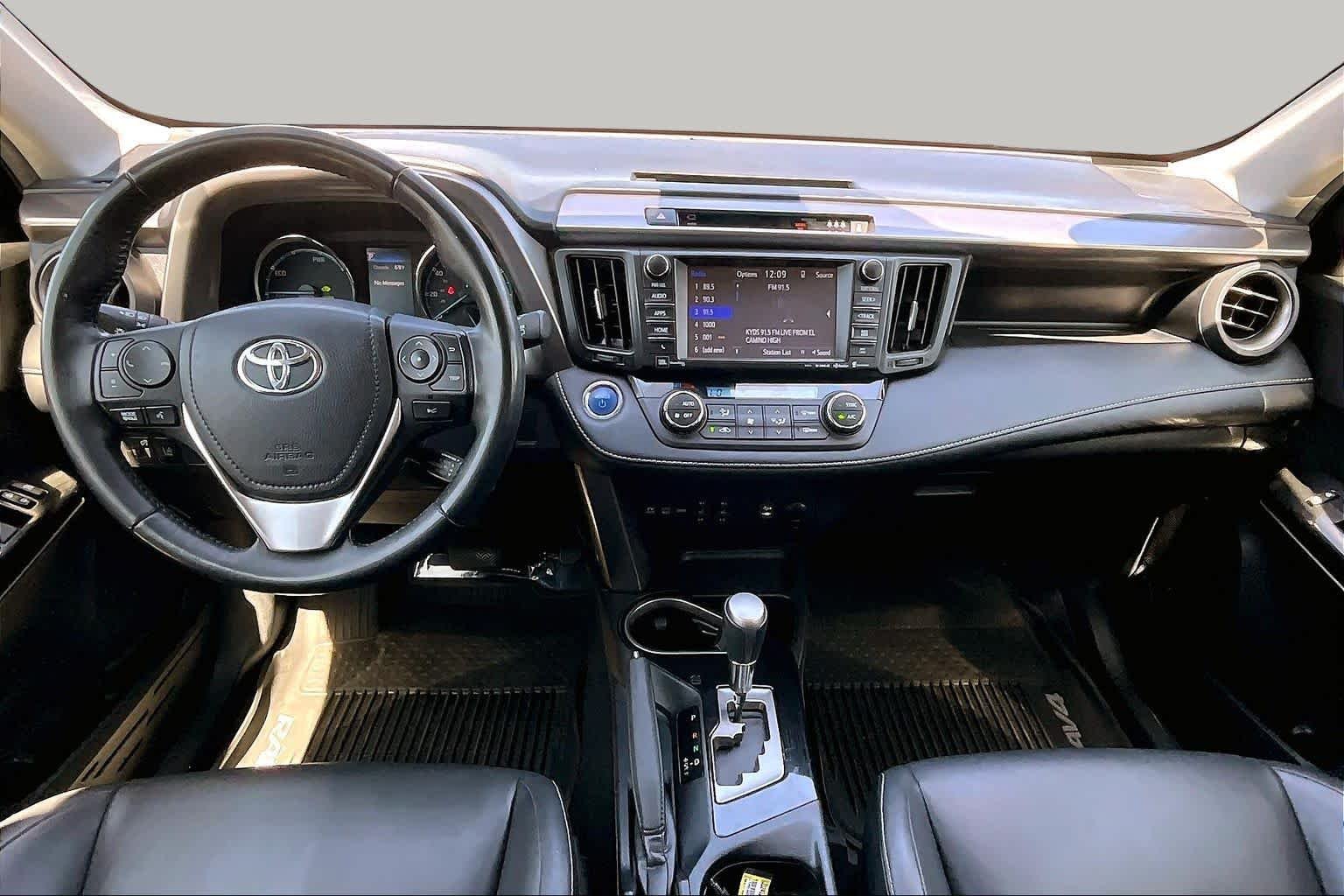 Used 2018 Blizzard Pearl Toyota Hybrid Limited image 15