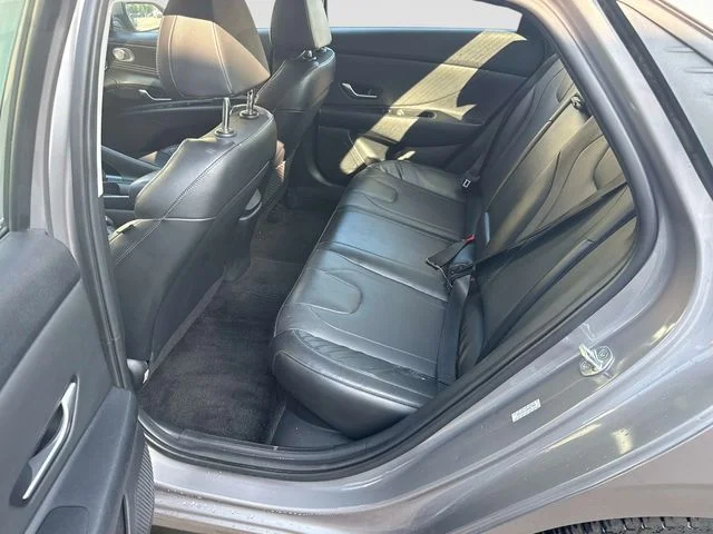 Used 2022 Silver Hyundai Limited image 16