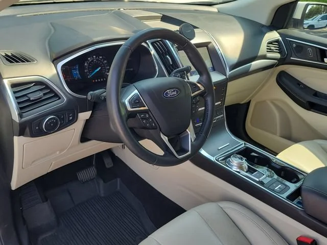 2020 Ford Edge Titanium - Photo 20
