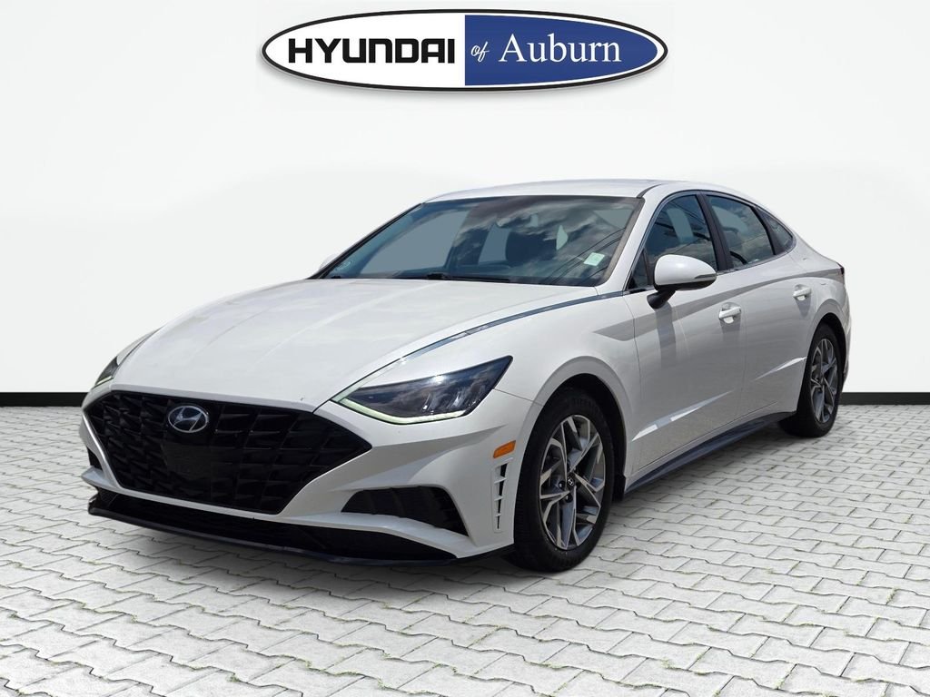 Used 2022 Gray Hyundai SEL image 10