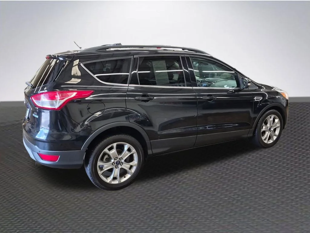 Used 2013 Tuxedo Black Ford SEL image 4