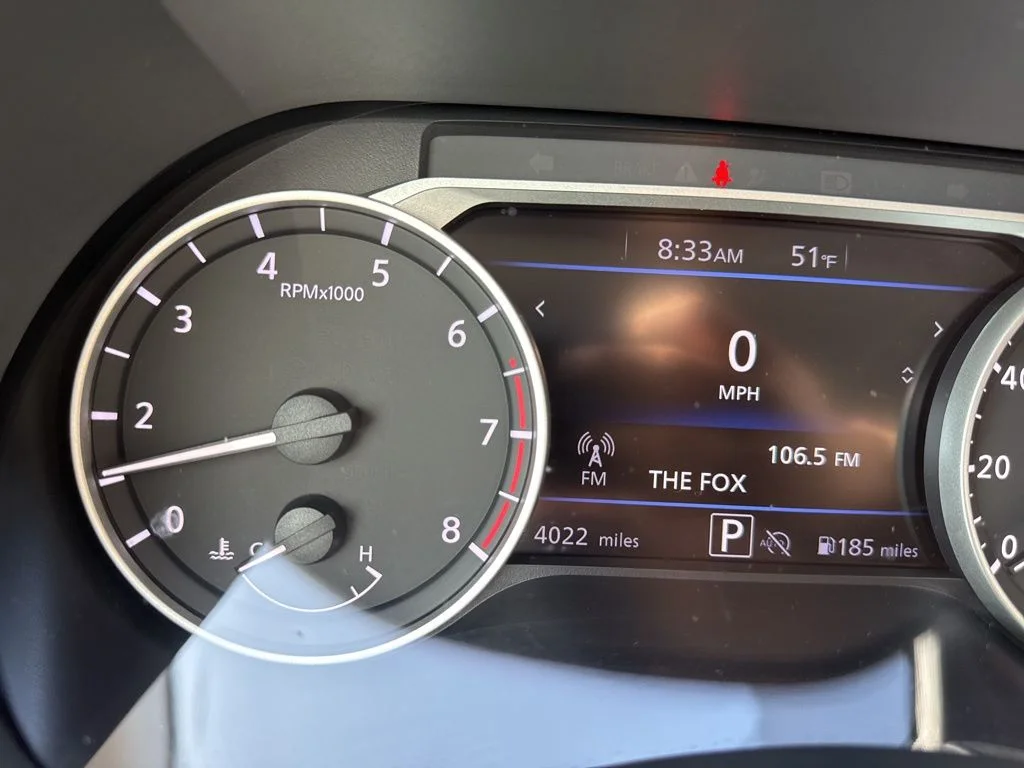 2025 Nissan Sentra SR - Photo 11