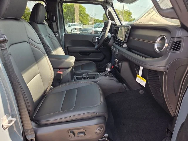 New 2026 Anvil Clearcoat Jeep Sahara image 20