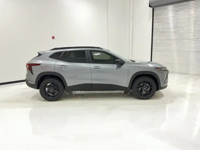 2026 Chevrolet Trax LT - Photo 3