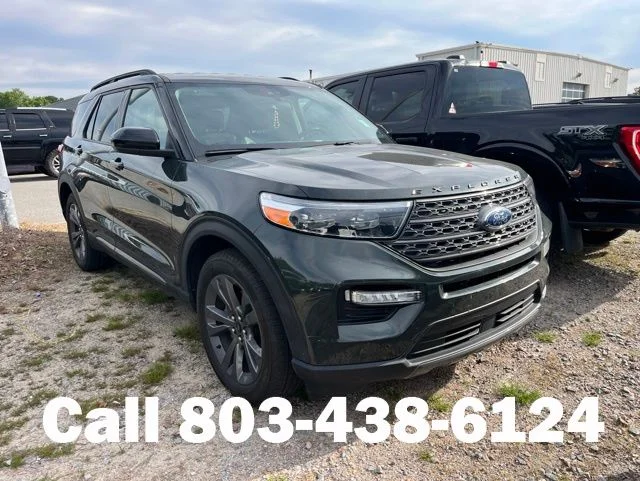 2023 Ford Explorer XLT RWD's photo