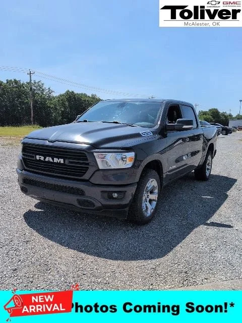 2021 RAM 1500 Big Horn/Lone Star 4x4 Crew Cab 5'7's photo