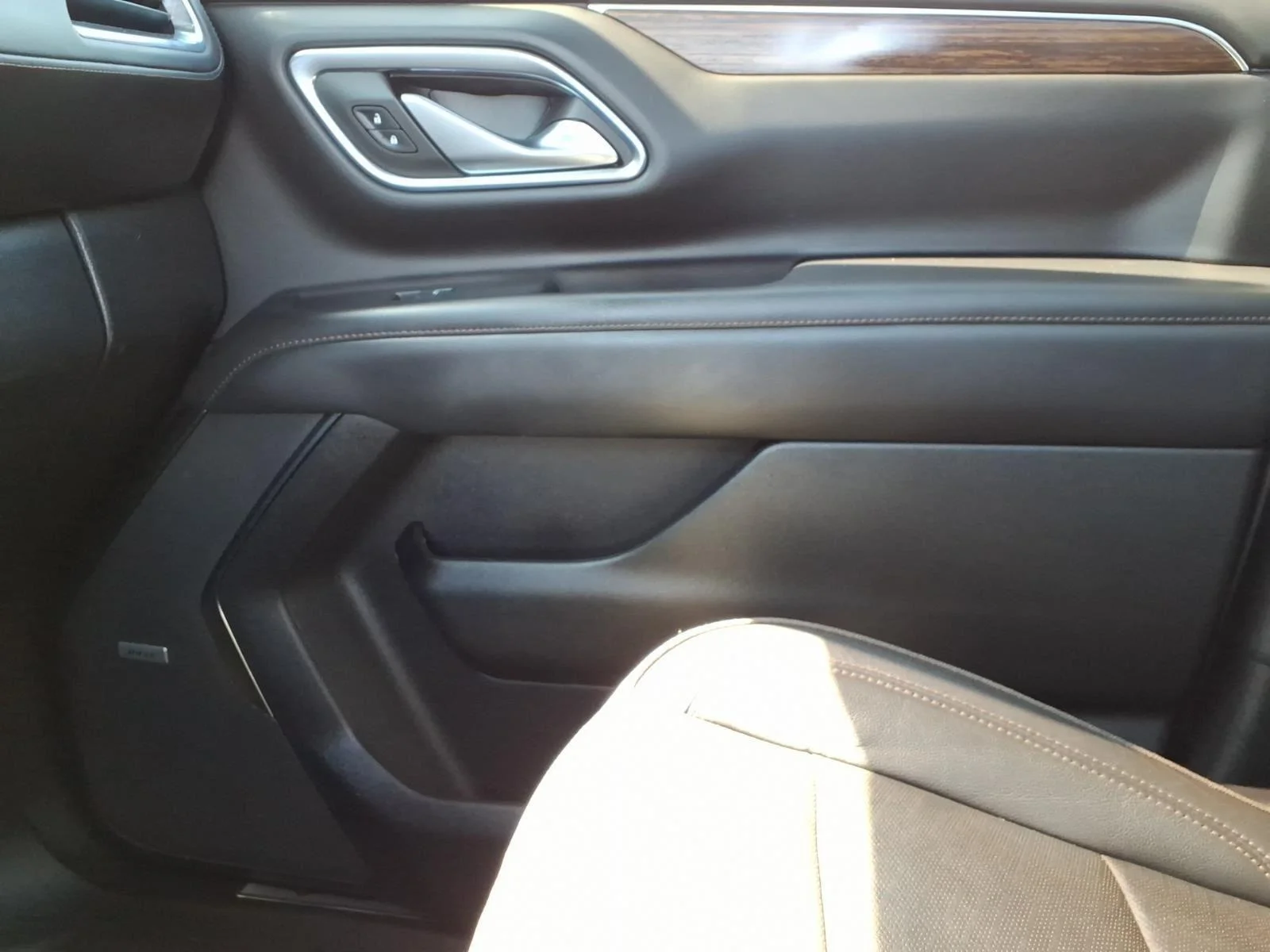 Used 2023 Black Chevrolet High Country image 19