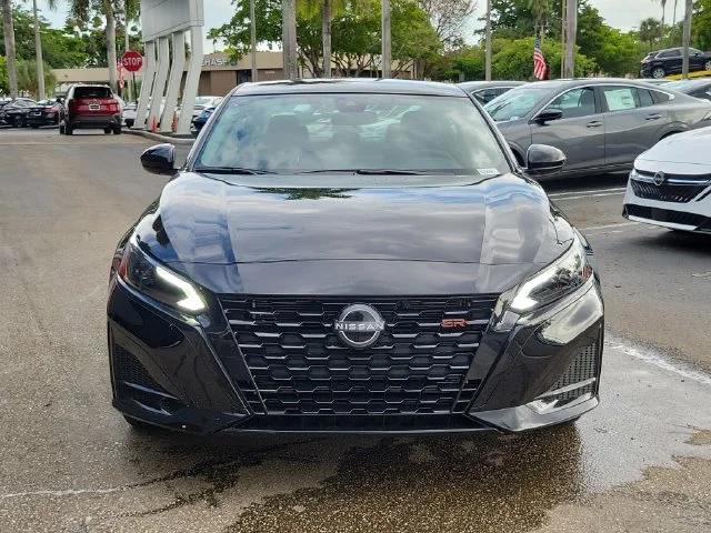 New 2026 Super Black Nissan SR image 2