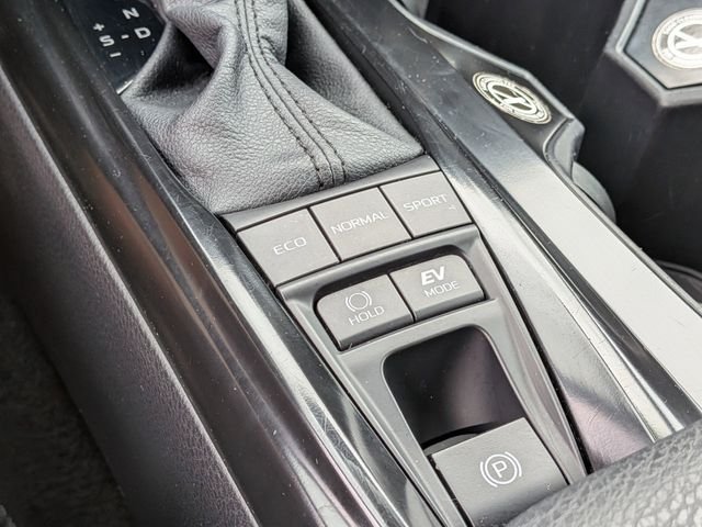 Used 2025 Silver Toyota LE image 32