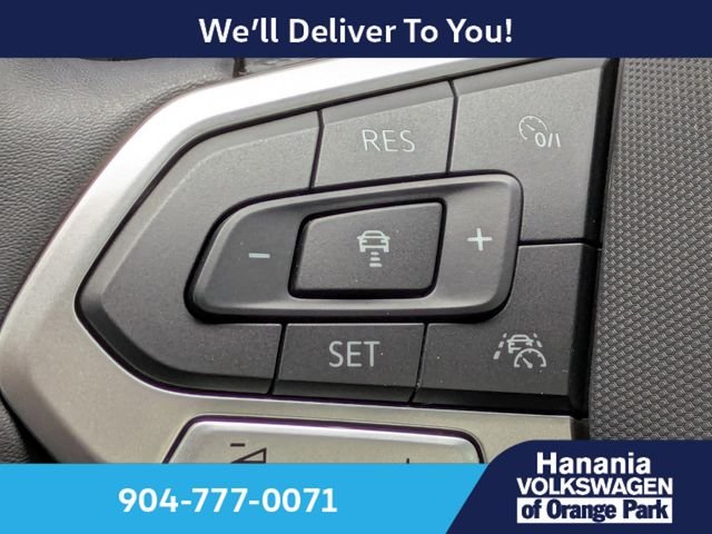 New 2026 Silver Volkswagen 2.0T SE w/Technology image 29