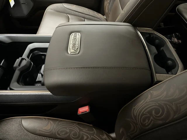 New 2026 Diamond Black Crystal Pearl-Coat Exterior Paint RAM Limited image 22