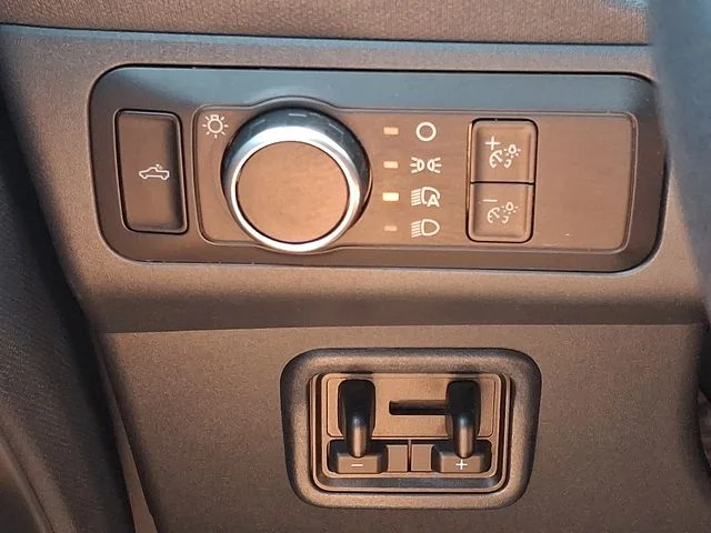 Used 2024 White Ford XL image 25