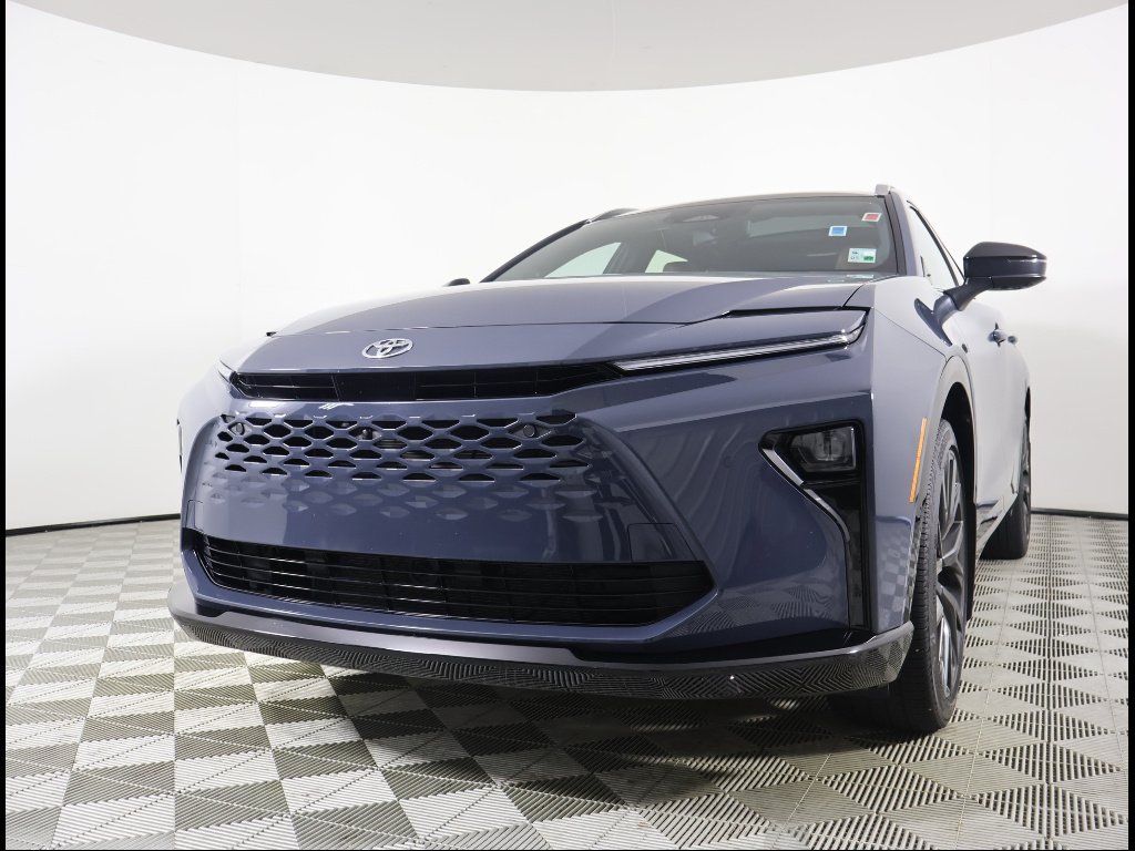 Used 2025 GRAY Toyota Limited image 2