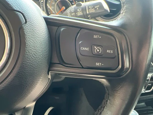 Used 2023 Red Jeep Sport S image 16