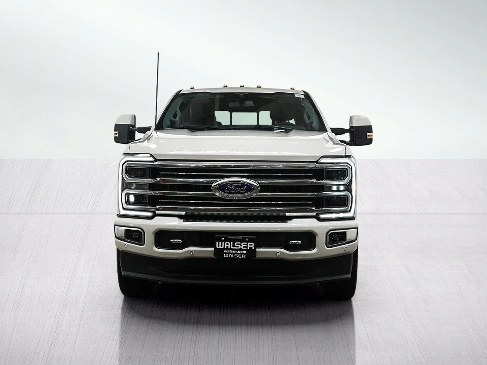 Used 2023 Star White Metallic Tri-Coat Ford Limited image 8