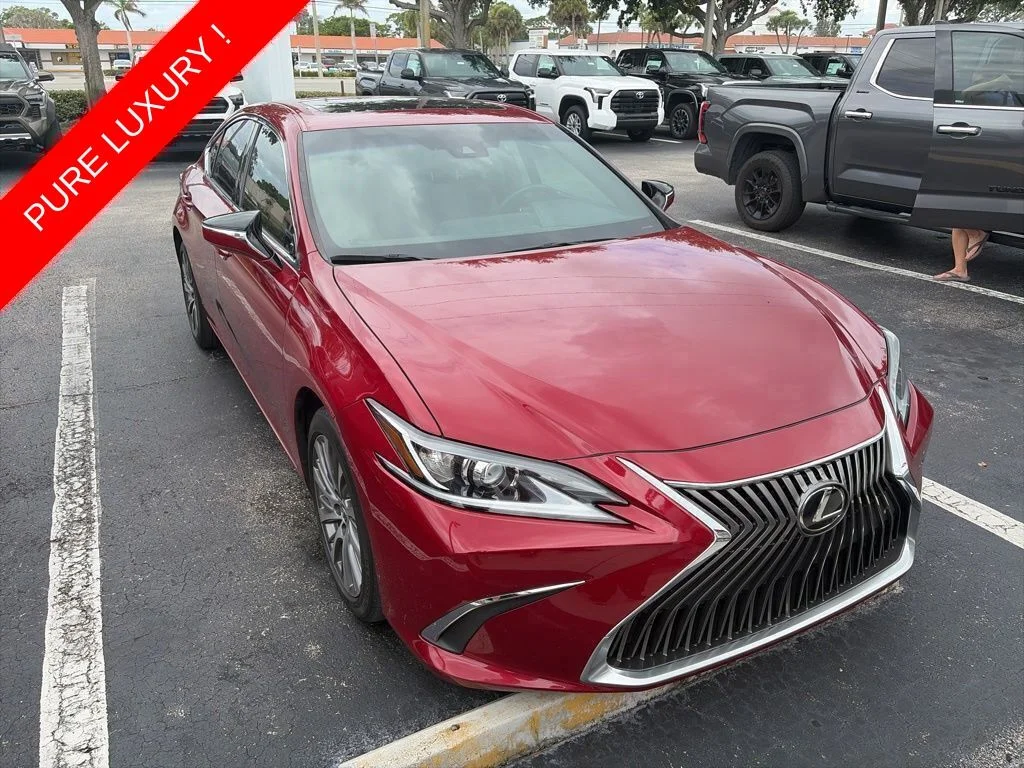 2021 Lexus ES 350 250 AWD's photo