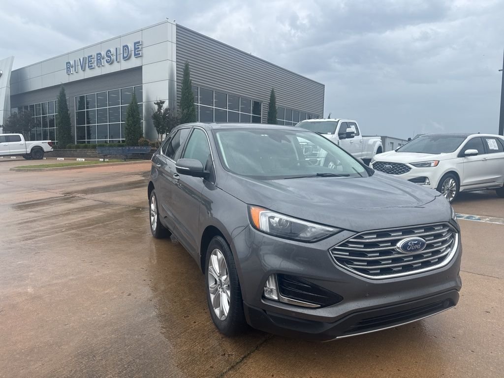 2022 Ford Edge Titanium AWD's photo