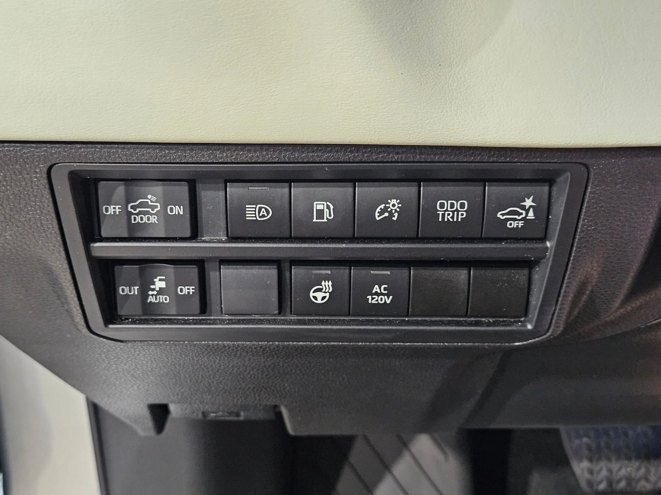 2024 Toyota Tundra Capstone - Photo 26