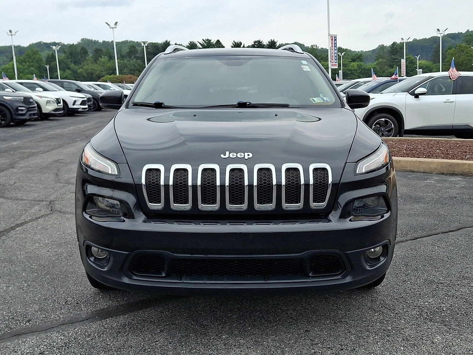 Used 2016 Jeep Cherokee Latitude with VIN 1C4PJMCB7GW262038 for sale in Downingtown, PA