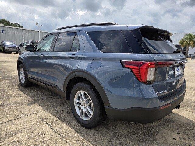 New 2026 Vapor Blue Metallic Ford Active image 3