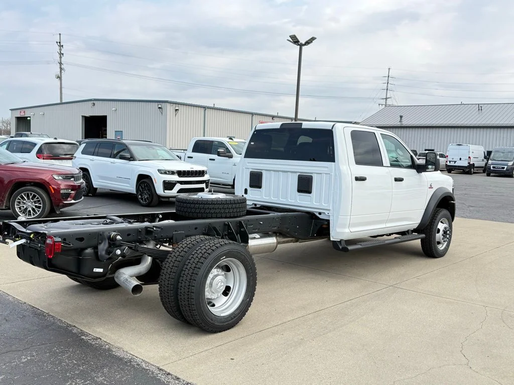 New 2026 Bright White Clear-Coat Exterior Paint RAM Tradesman image 7