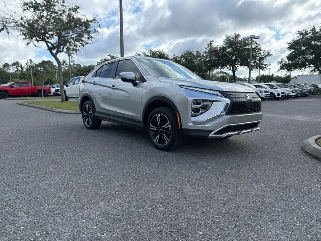 2025 Mitsubishi Eclipse Cross SE S-AWC's photo