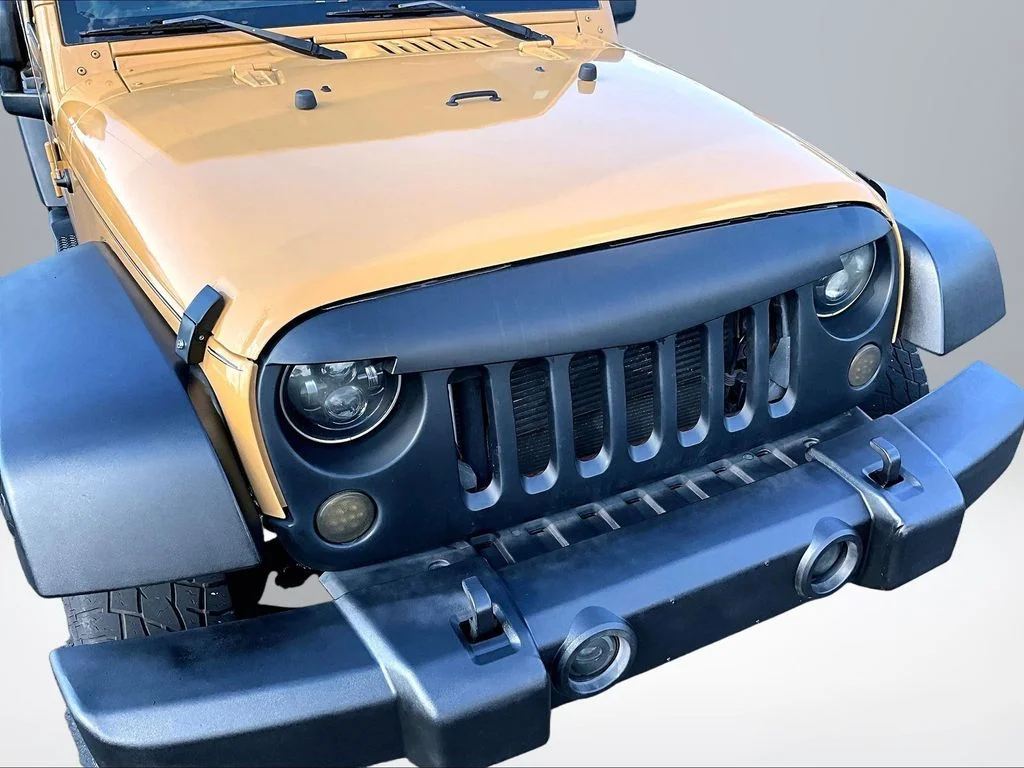 Used 2014 Beige Jeep Unlimited Sport image 25